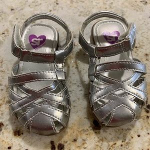 Stride rite silver sandals toddler size 4